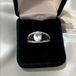 Elegant Silver Women's Ring